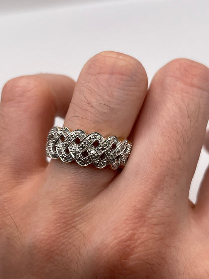 9ct gold diamond knot ring