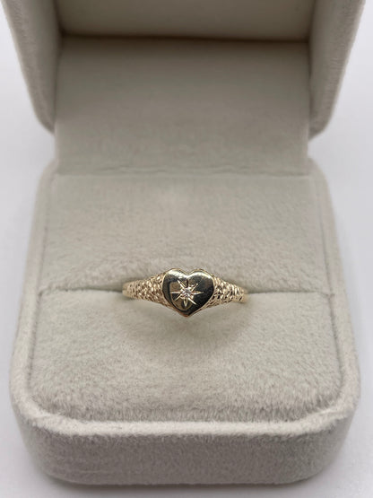 9ct gold diamond heart ring