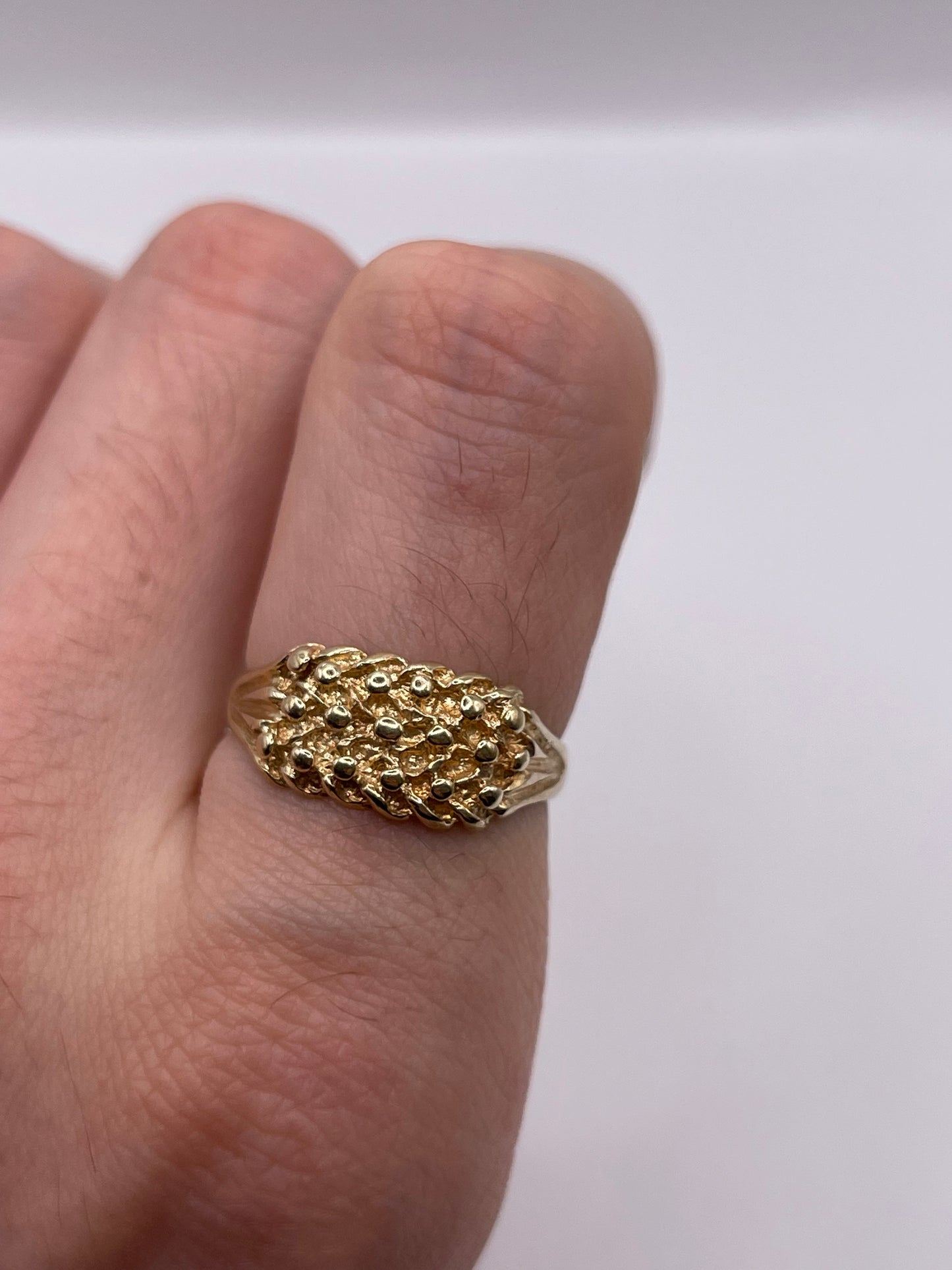 9ct gold keepers ring