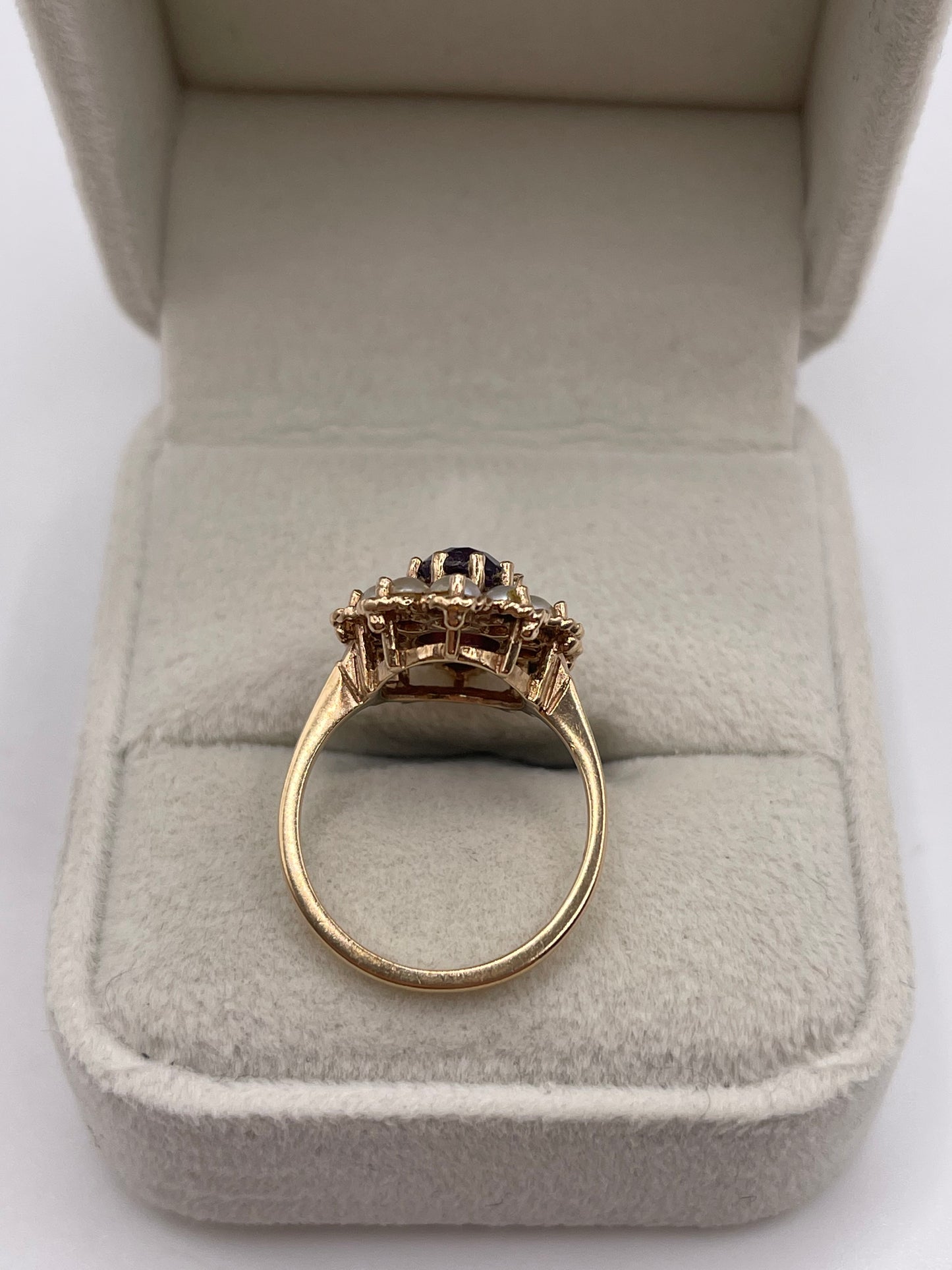 9ct gold amethyst and pearl ring
