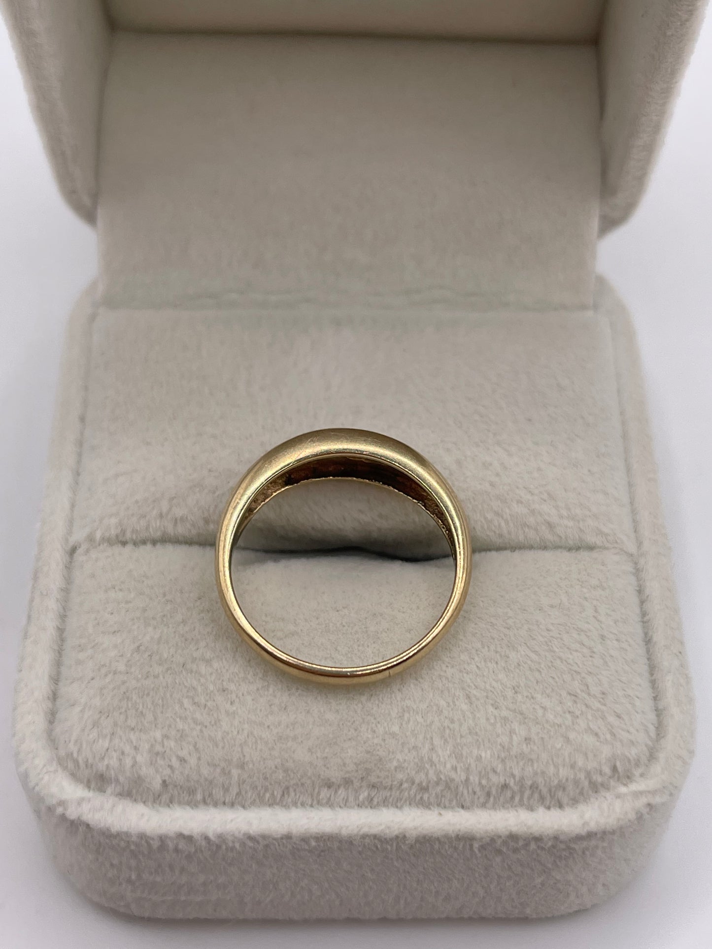 9ct gold ruby gypsy ring