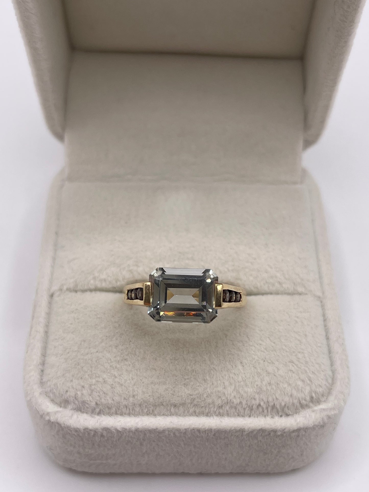 9ct gold aquamarine and Smokey quartz ring
