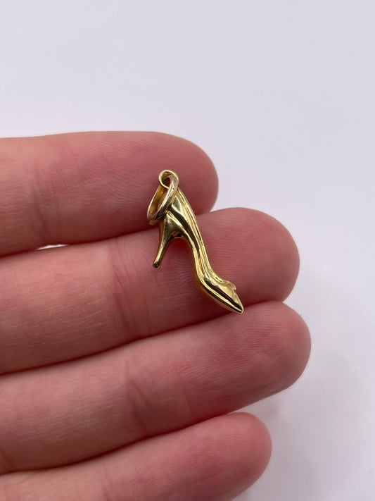 9ct gold heel charm