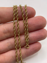 Load image into Gallery viewer, 9ct gold chain 53
