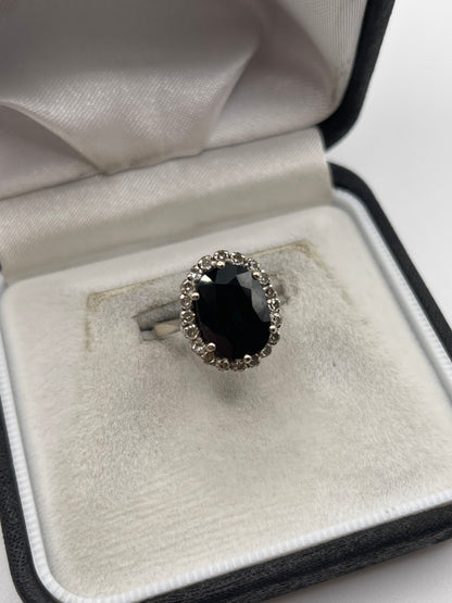 18ct white gold sapphire and diamond ring