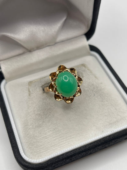 14ct gold chrysoprase ring