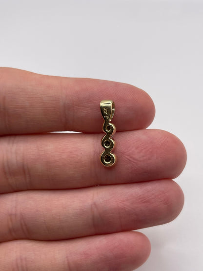9ct gold cognac diamond pendant