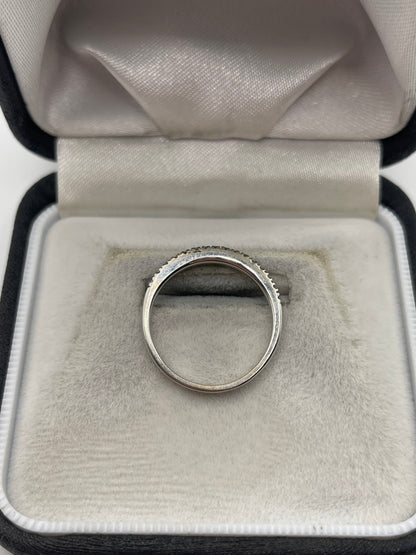 18ct white gold diamond ring