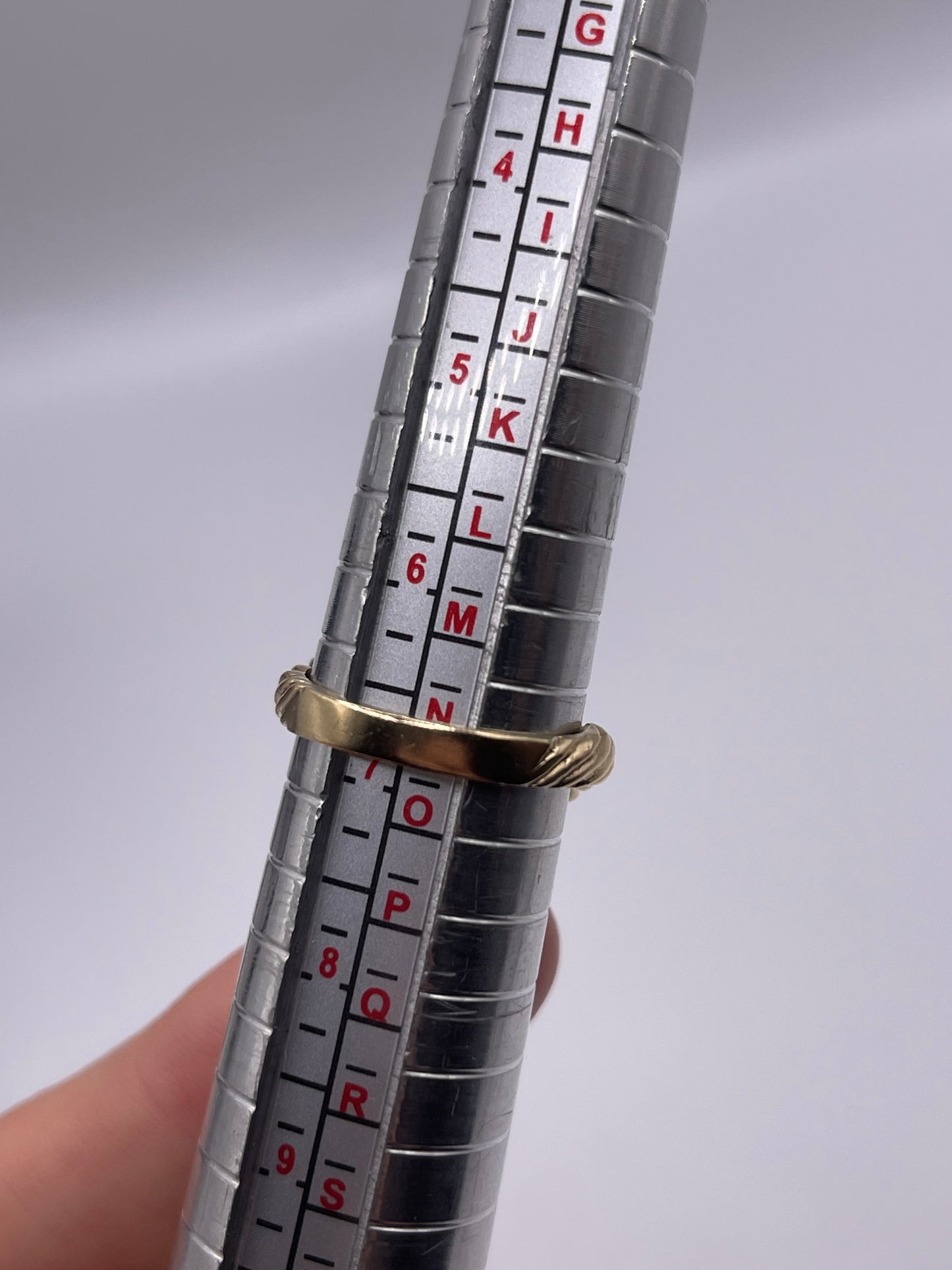 9ct gold citrine ring