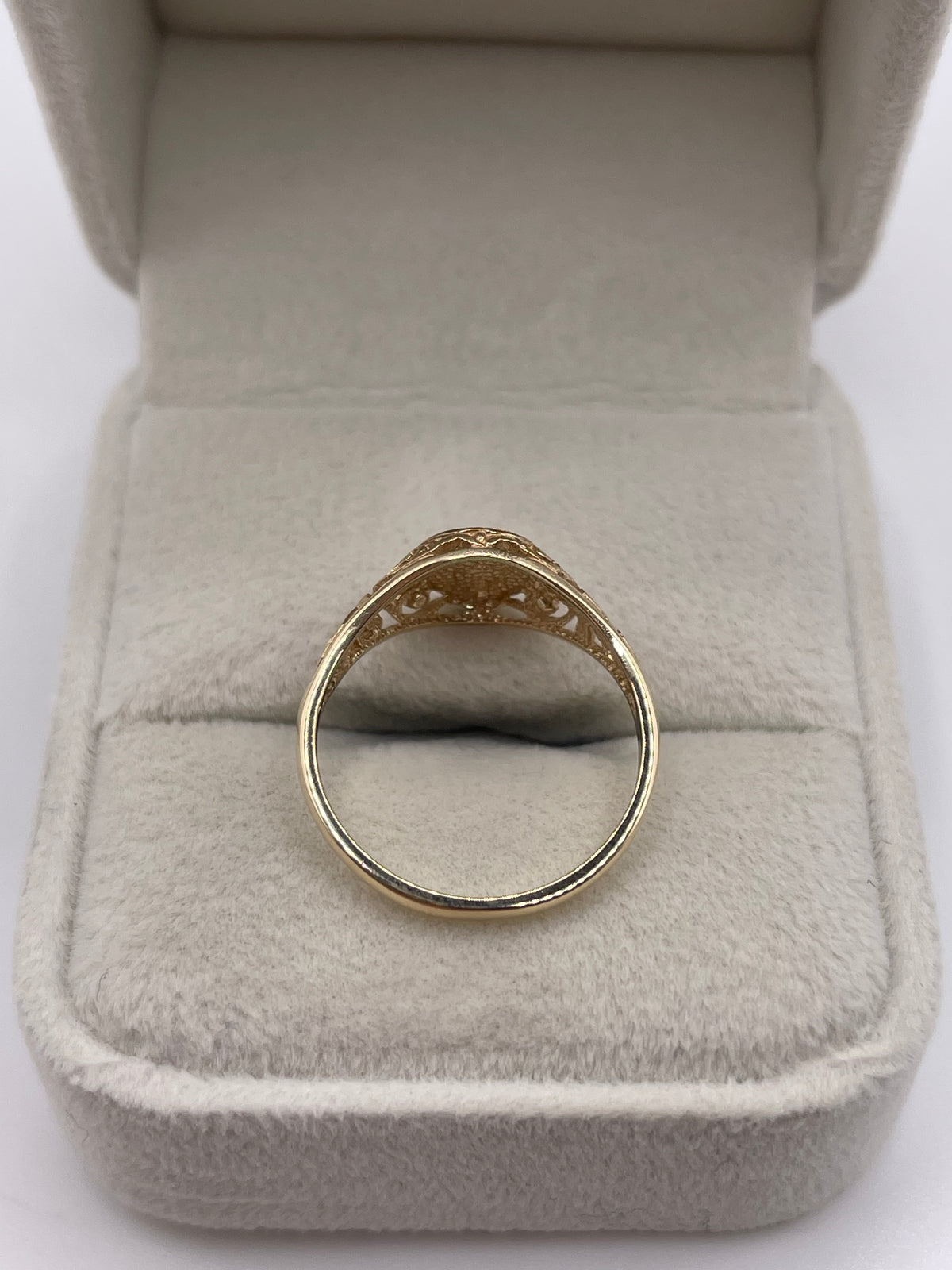 9ct gold signet ring