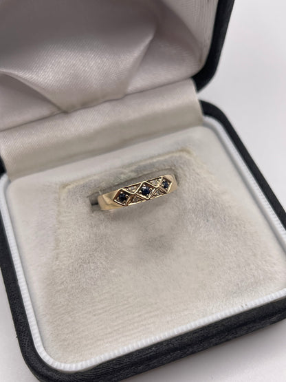 9ct gold sapphire and diamond ring