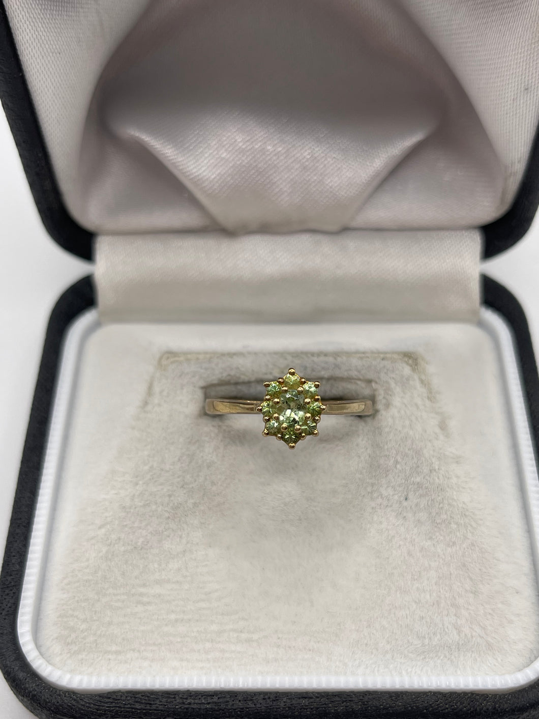 9ct gold quartz cluster ring