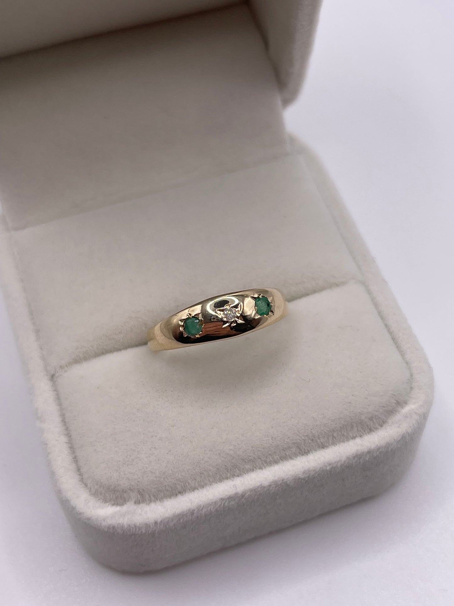 9ct gold emerald and diamond gypsy ring