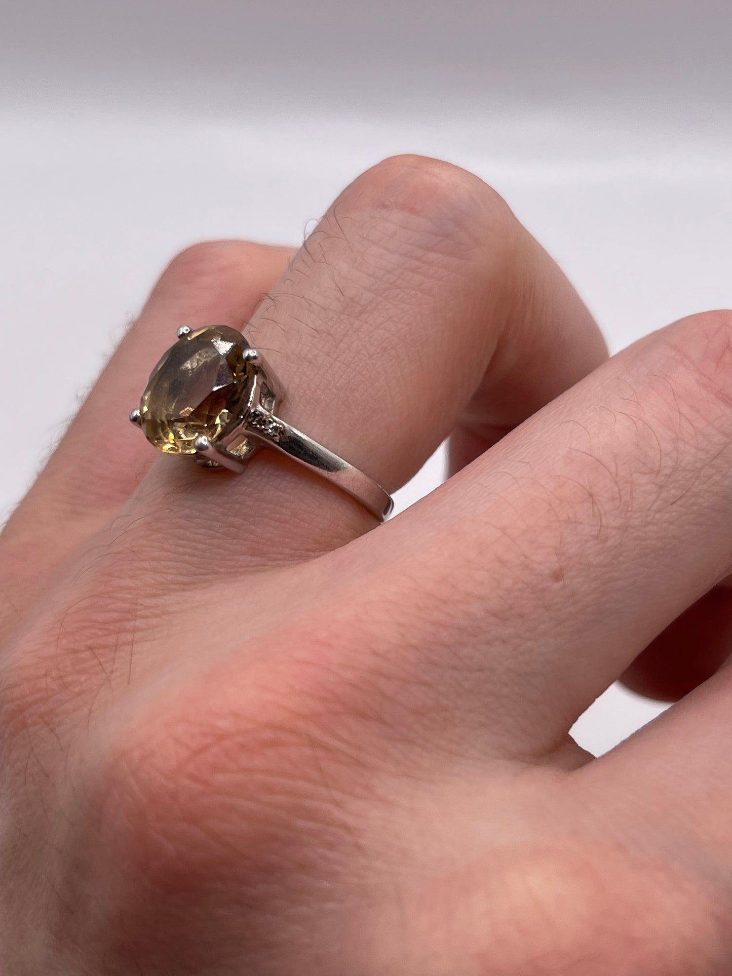 Silver quartz ring