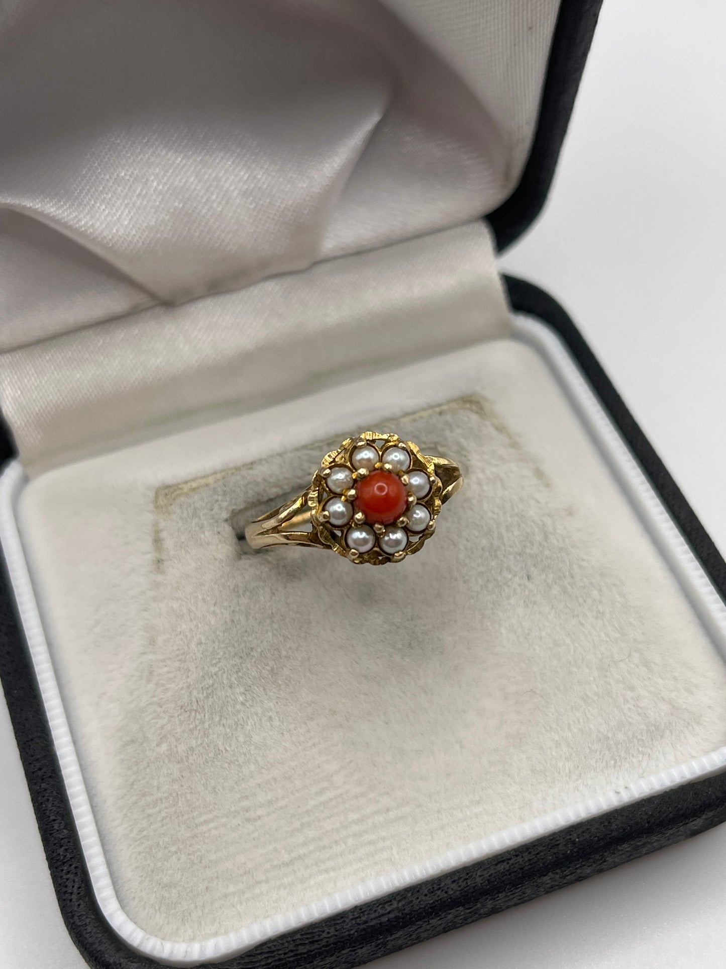 9ct gold coral and pearl ring