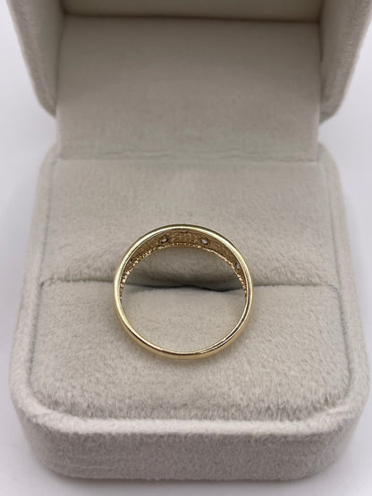9ct gold cz ring