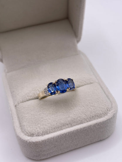 9ct gold kyanite and diamond ring