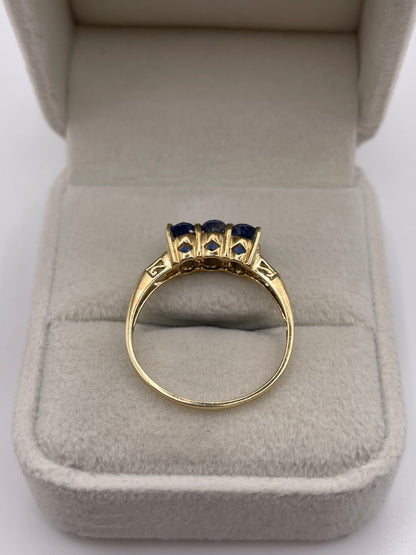 9ct gold kyanite ring