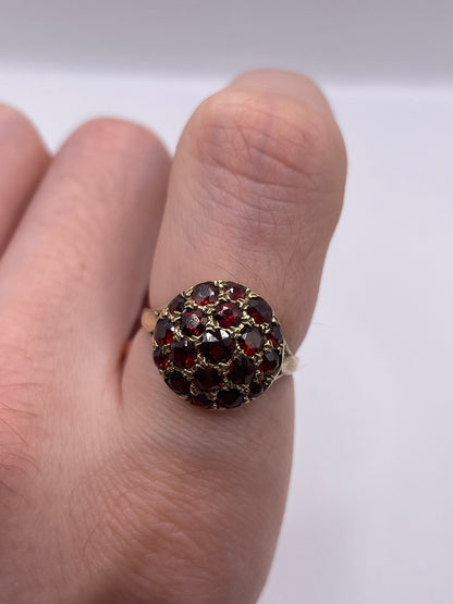9ct gold garnet cluster ring
