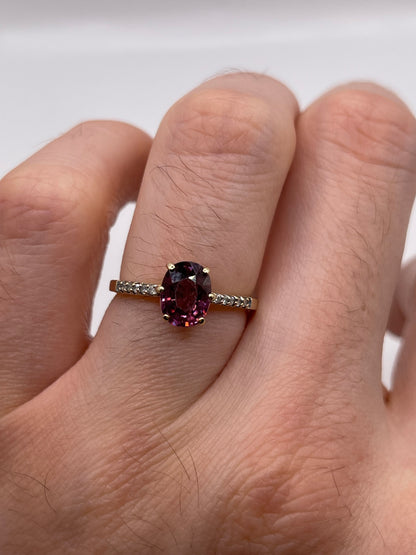 9ct gold purple zircon and diamond ring