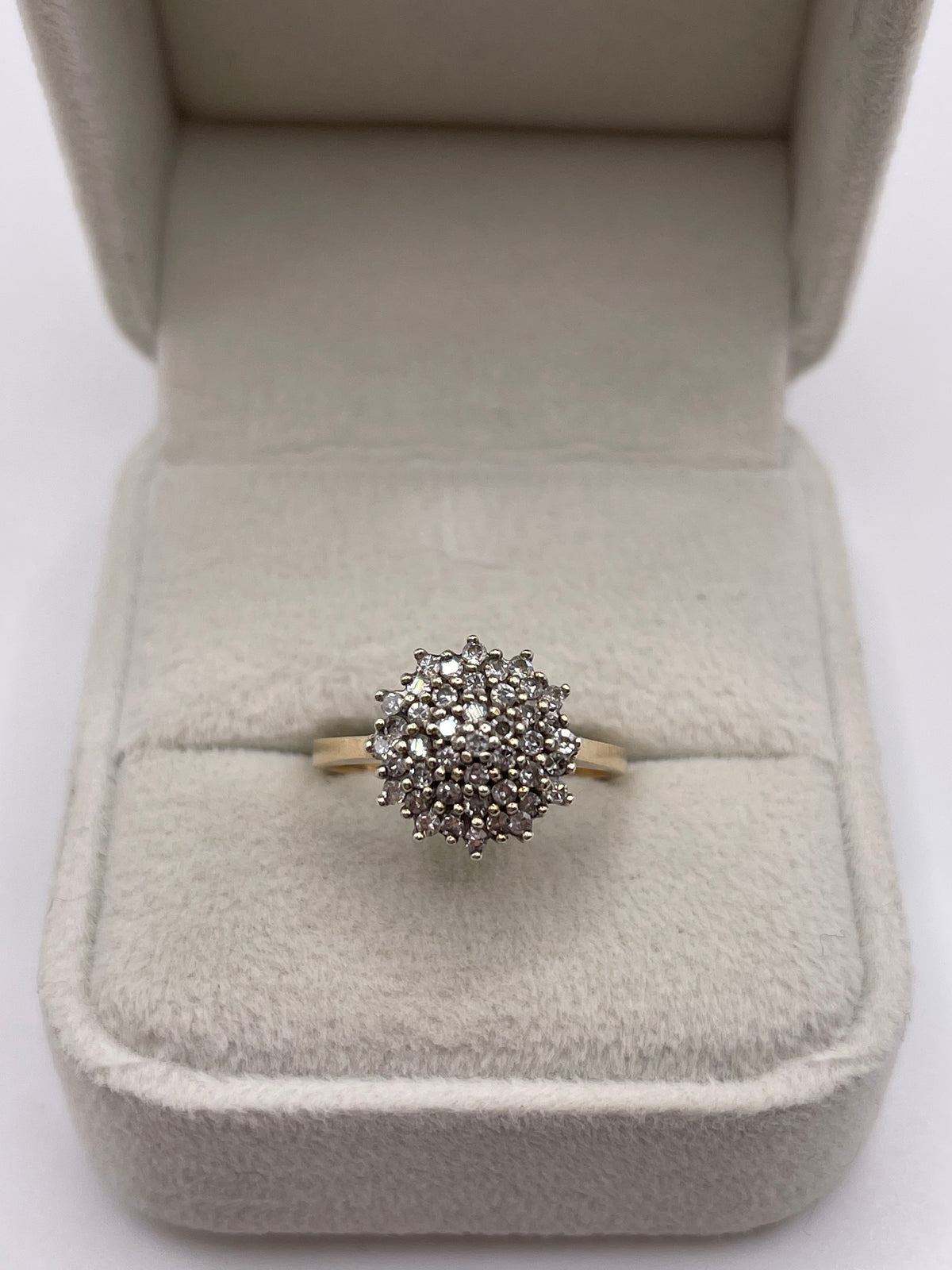 9ct gold diamond cluster ring