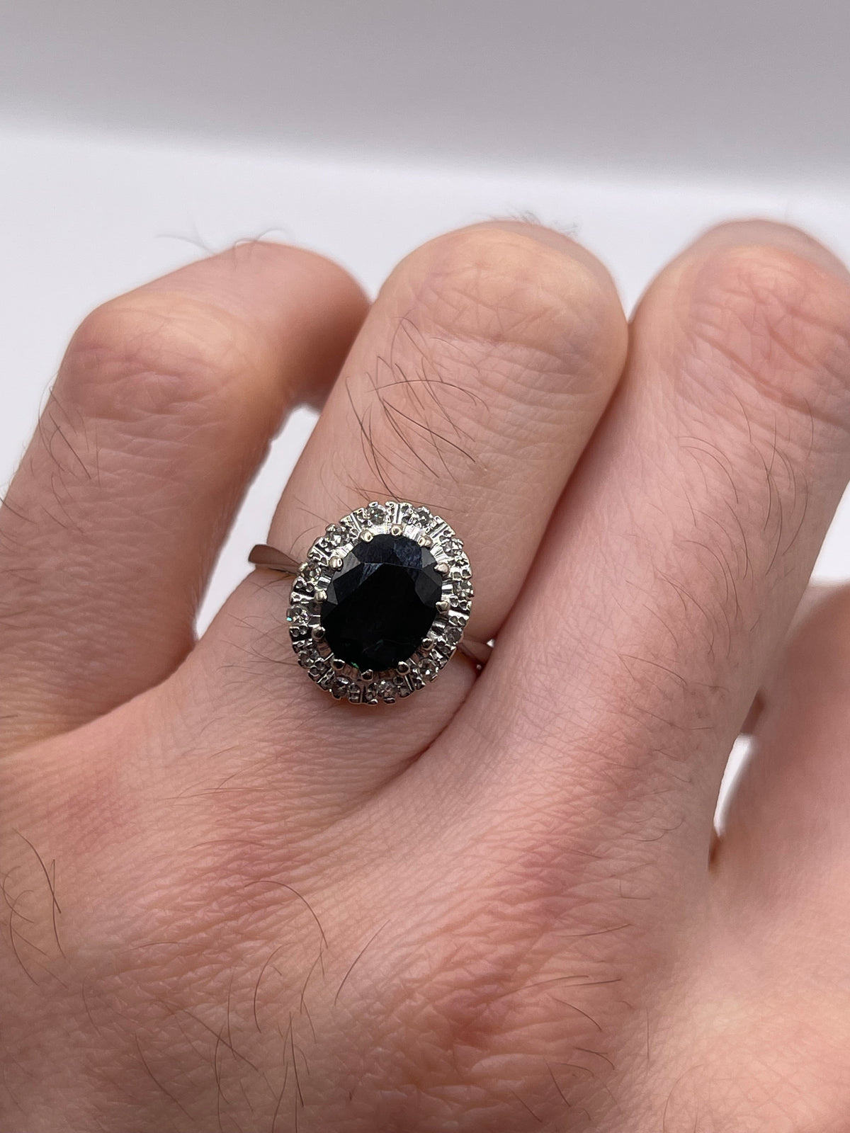 18ct white gold sapphire and diamond ring