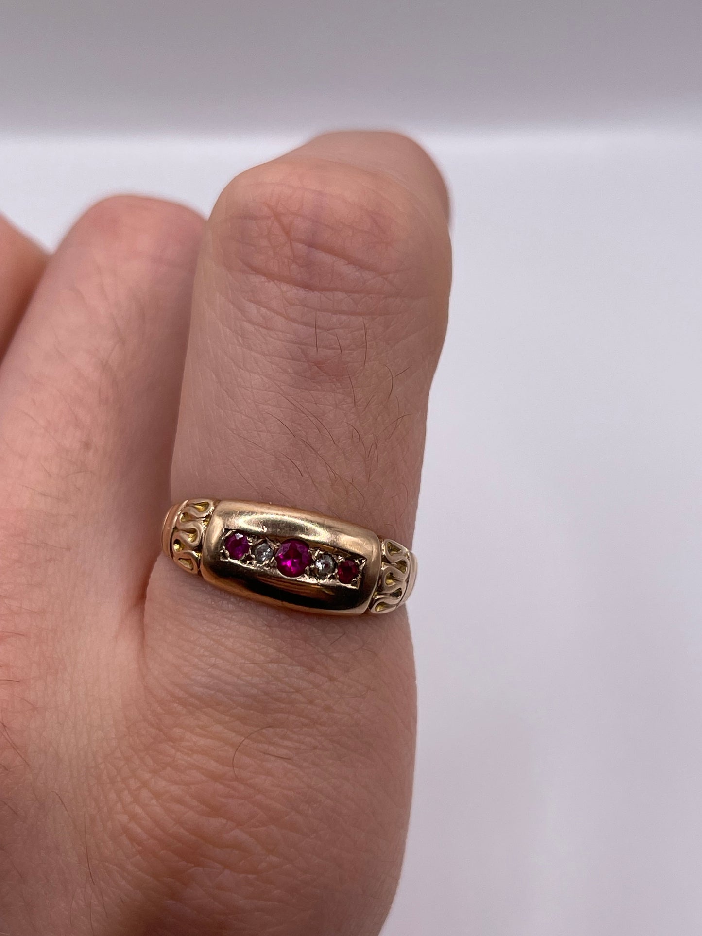 9ct rose gold paste ring