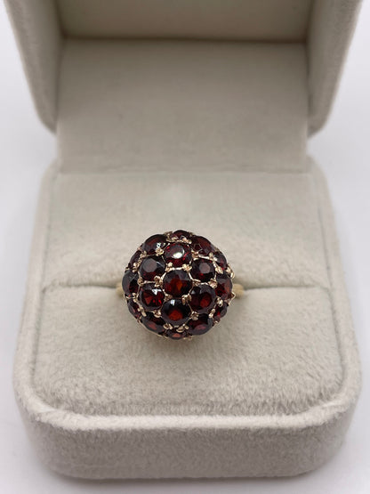 9ct gold garnet cluster ring