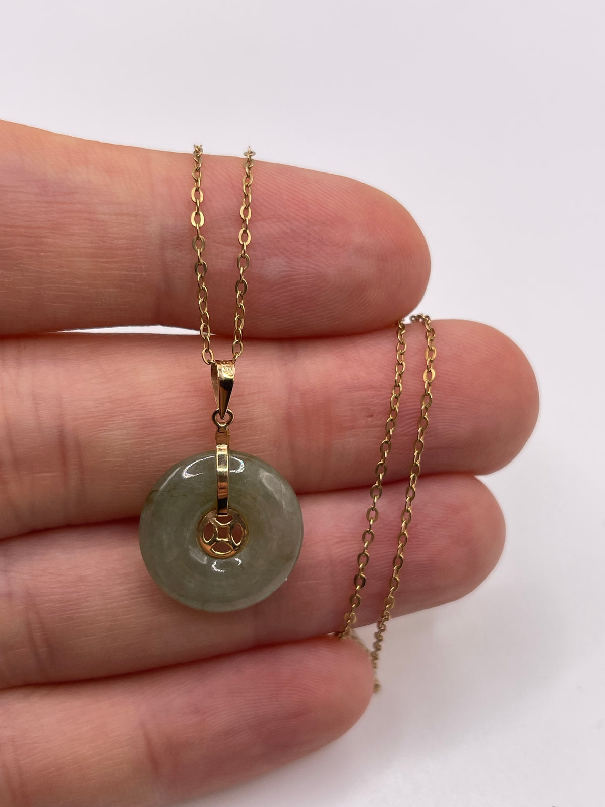14ct gold jade necklace