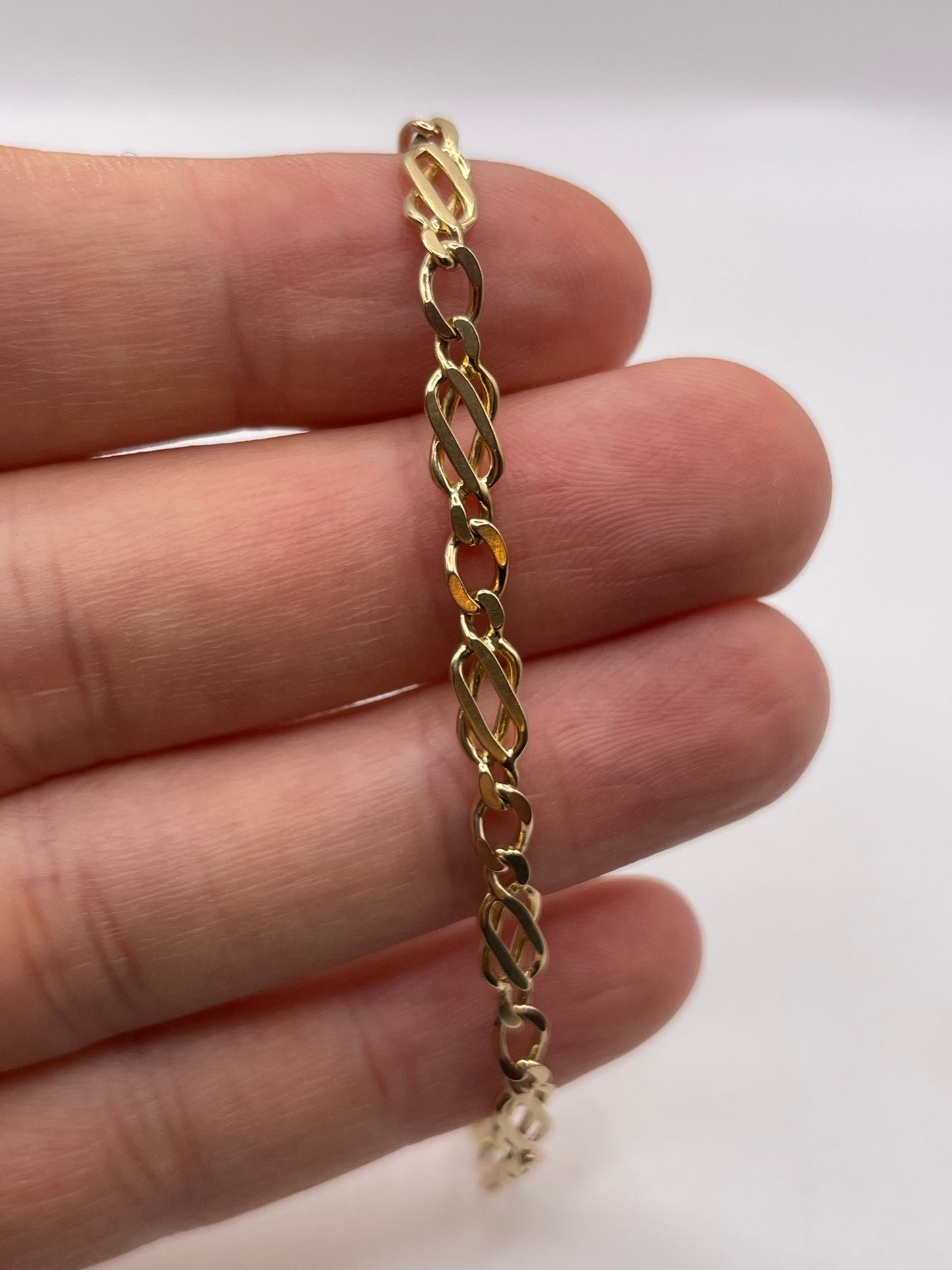 9ct gold bracelet