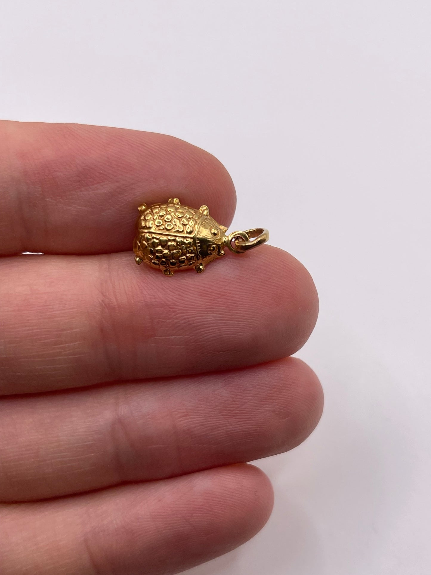 18ct gold ladybird charm