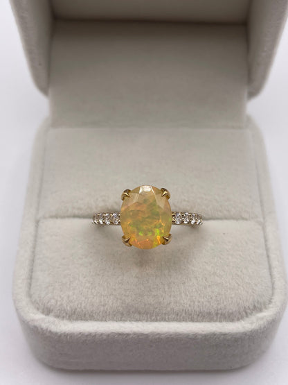 9ct gold opal and zircon ring