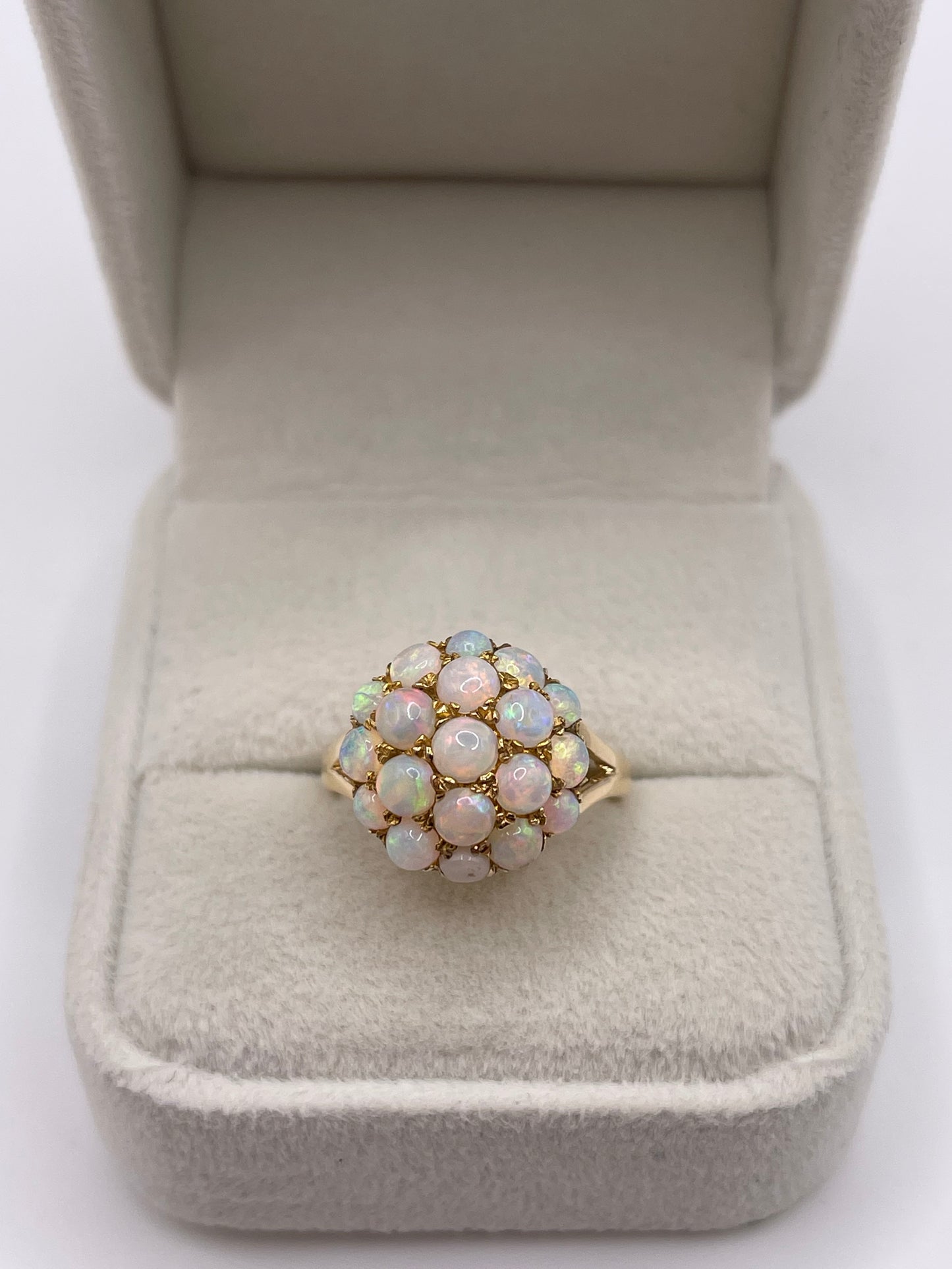 9ct gold opal cluster ring