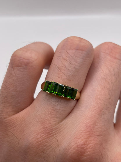 9ct gold diopside ring