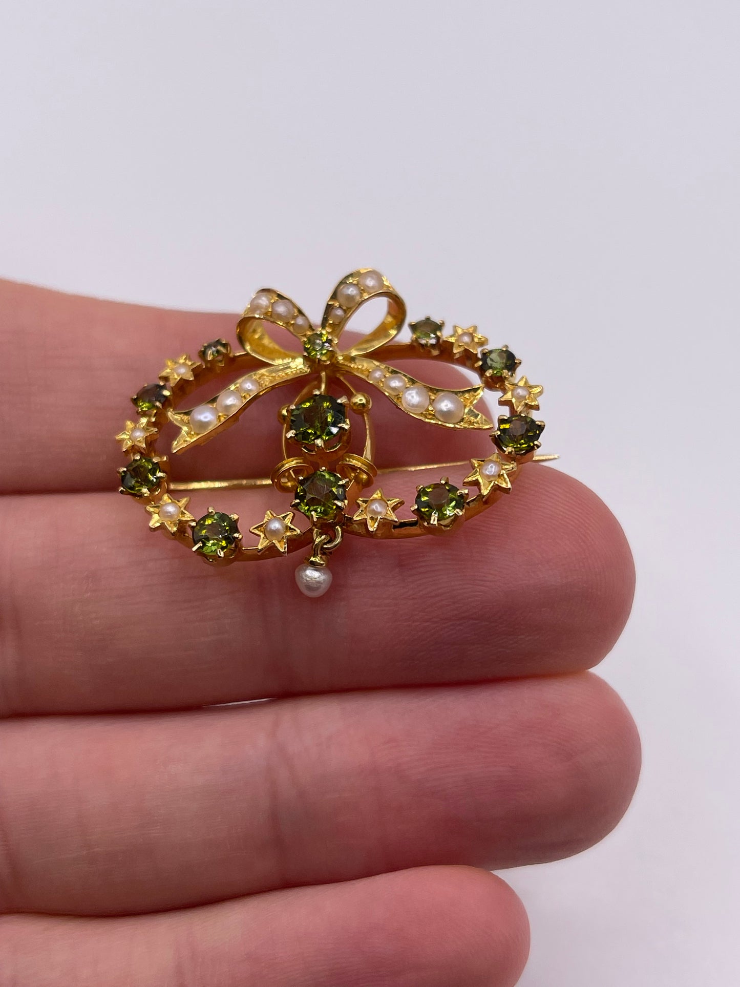 Antique 18ct gold tourmaline and pearl brooch