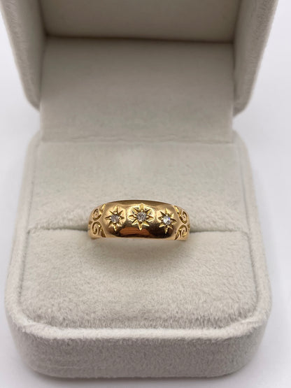 Antique 18ct gold diamond gypsy ring