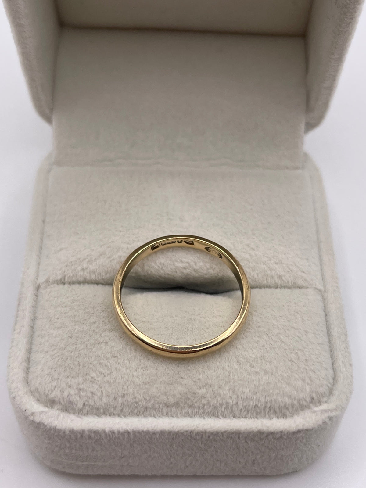 9ct gold band