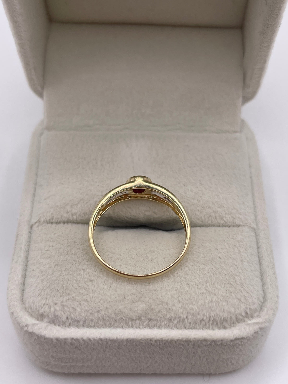9ct gold ruby and diamond ring