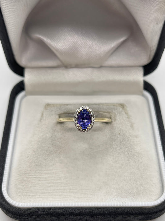 9ct gold tanzanite and zircon ring