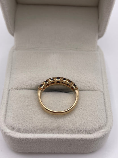 9ct gold sapphire ring
