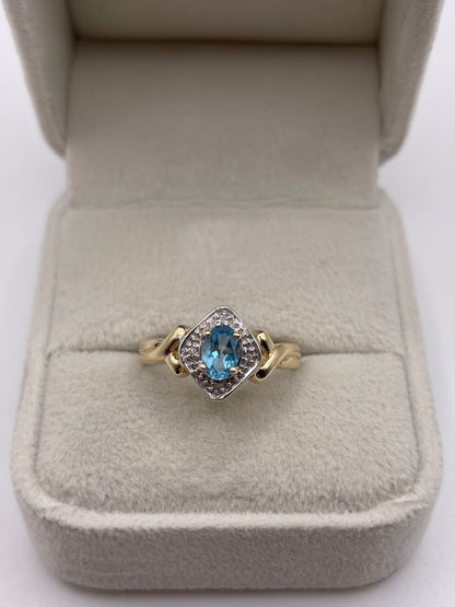 9ct gold topaz and diamond ring