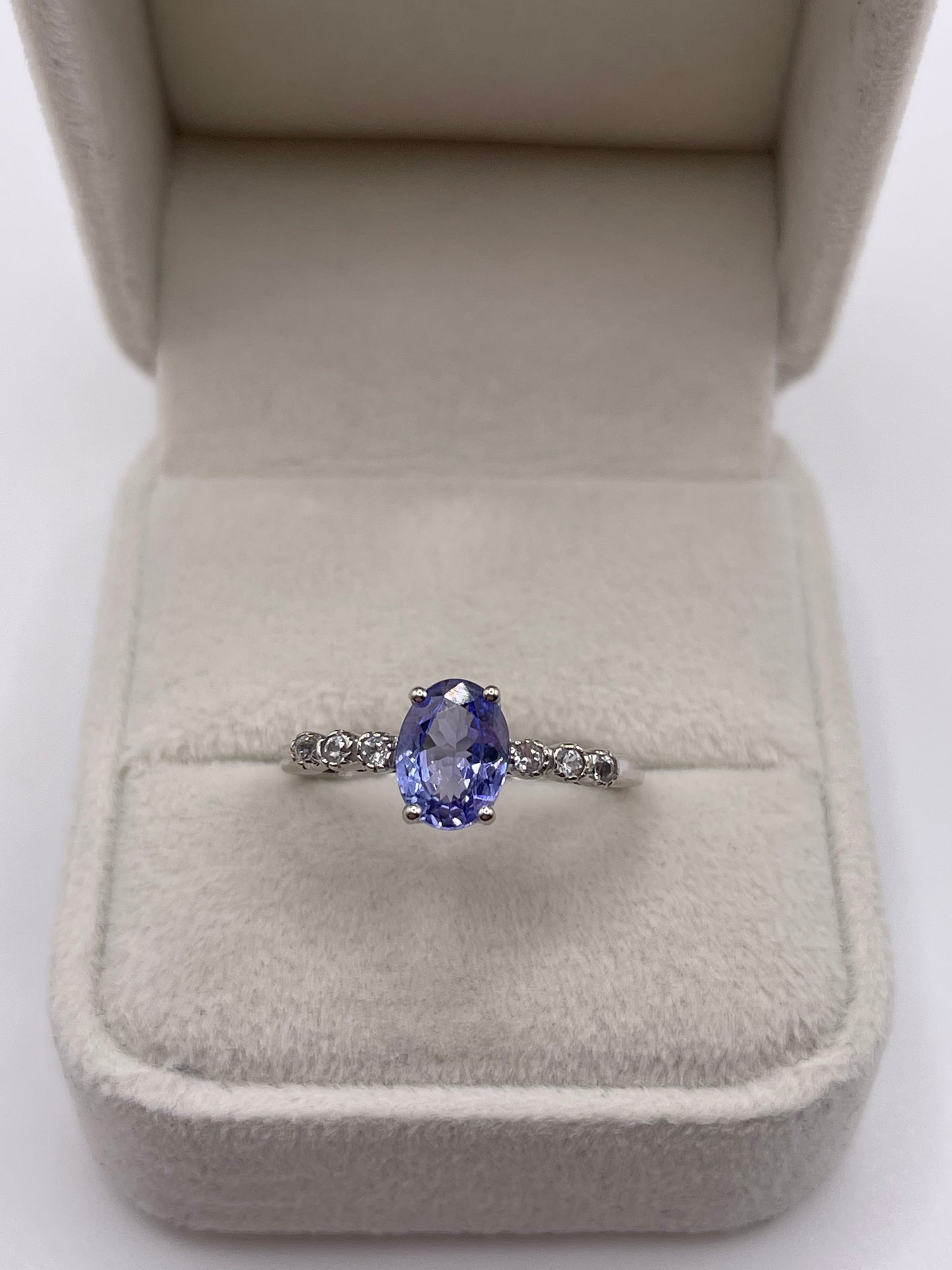 9ct white gold tanzanite and zircon ring