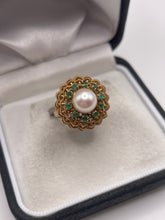 Load image into Gallery viewer, 14ct gold pearl and emerald ring
