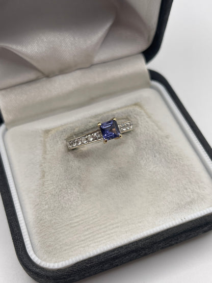 9ct gold iolite and zircon ring