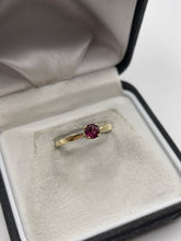 Load image into Gallery viewer, 9ct gold tourmaline ring
