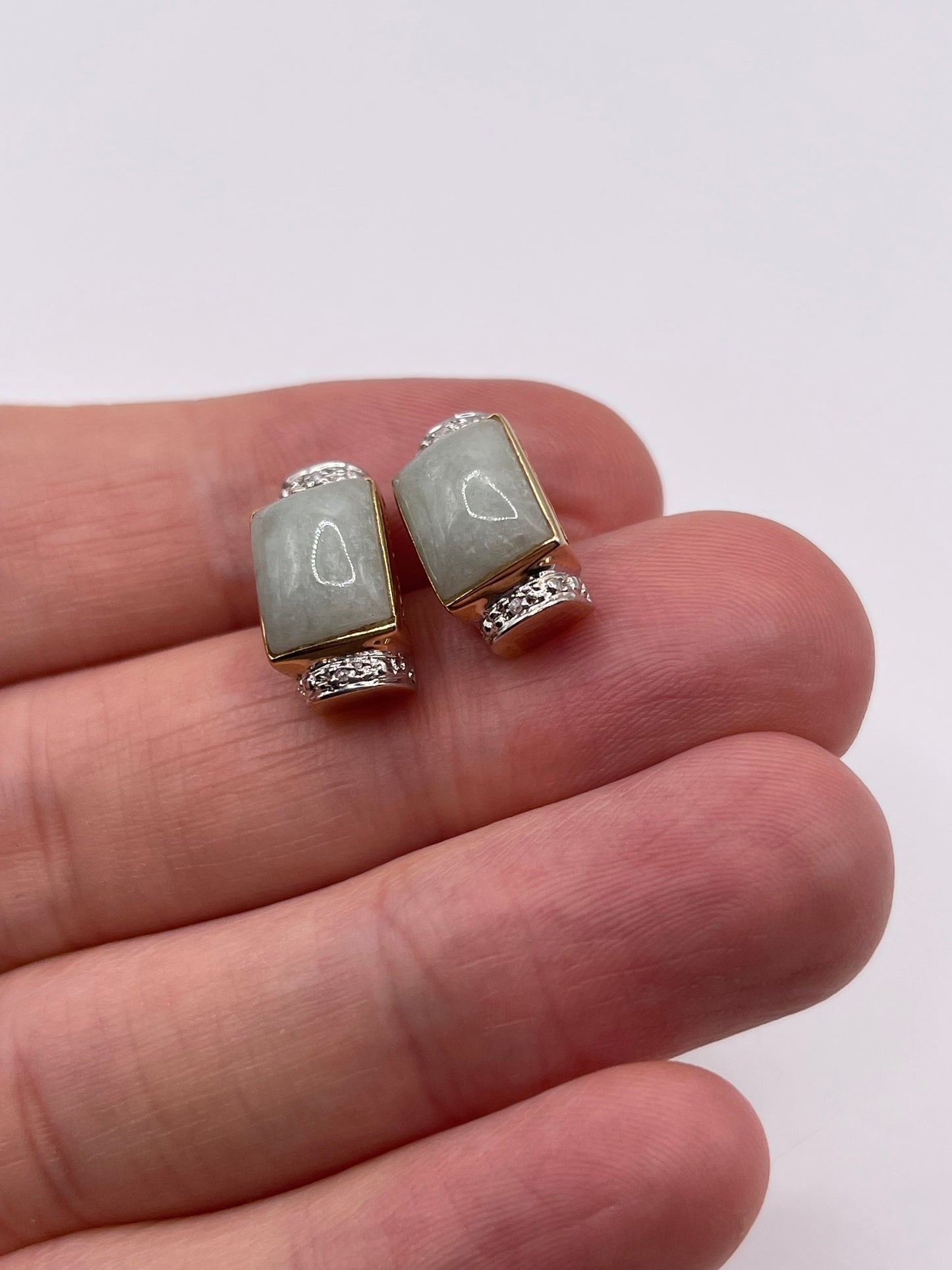 14ct gold jade and diamond earrings