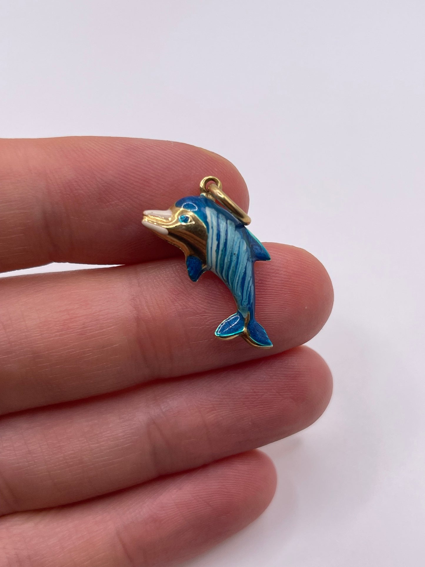 9ct gold enamelled dolphin charm