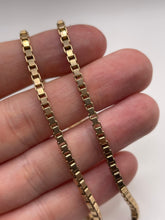 Load image into Gallery viewer, 9ct gold chain 66
