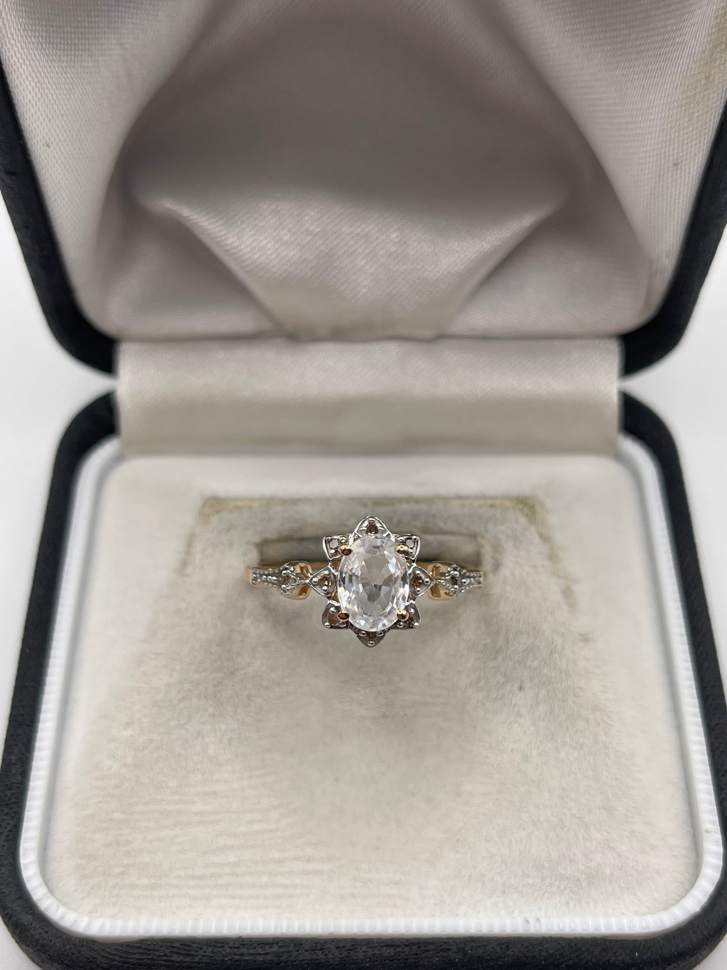 9ct gold zircon and diamond ring