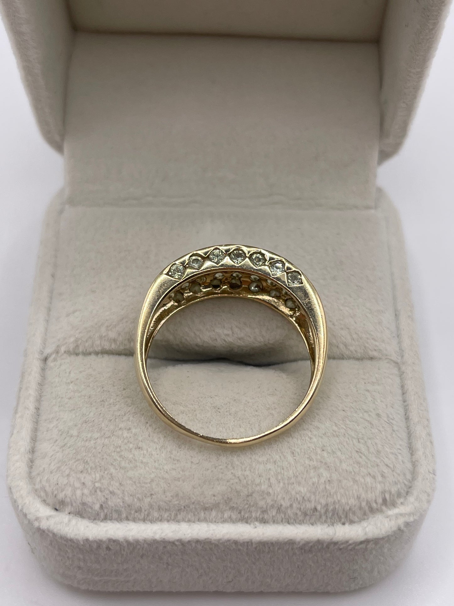 9ct gold quartz cluster ring